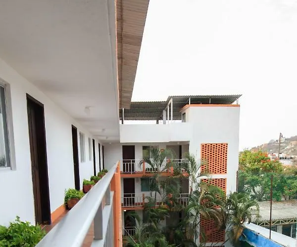 El Tradicional Hotel Zihuatanejo